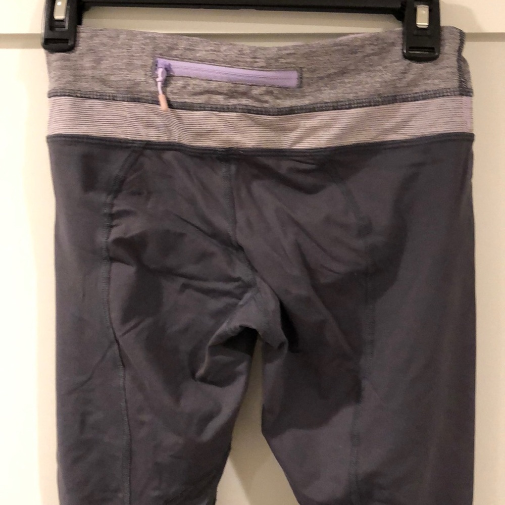 Lululemon - Picture 4 of 6